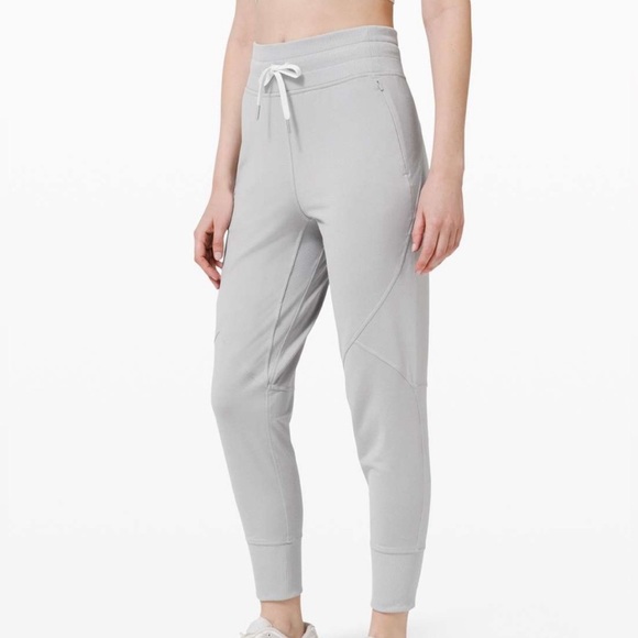 lululemon athletica Pants - Lululemon women’s metro miles light grey jogger pants - heathered stargaze